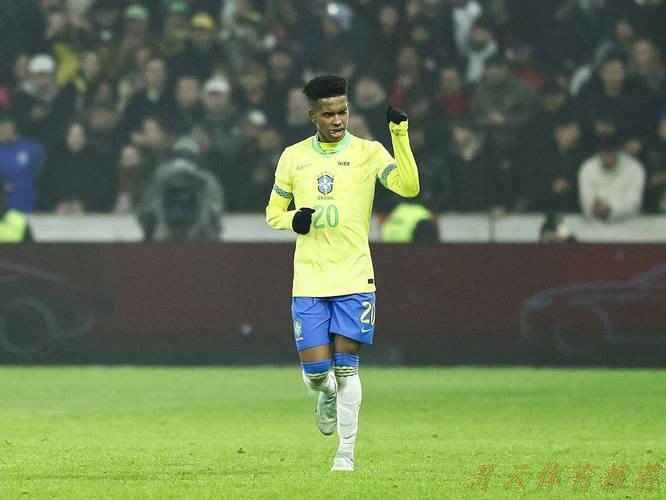 开云体育中心：皇马悔惨了！2900万镑放走的天才 被预定金球候选